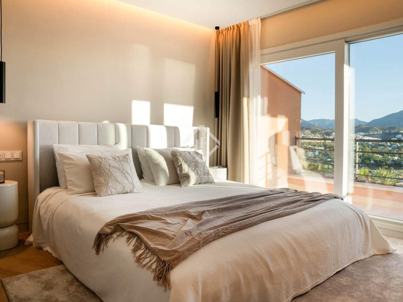 3 Zimmer Penthouse zu verkaufen in Marbella mit Pool Garage - 2.695.000 € (Ref: 9293553)