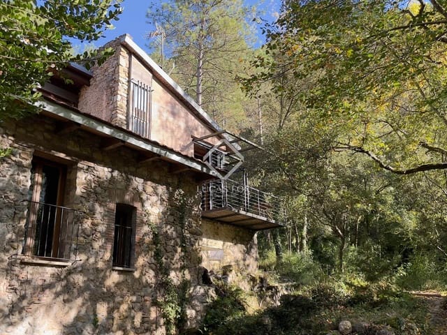 4 makuuhuone Maalaistalo myytävänä paikassa Sant Llorenç de la Muga - 1 450 000 € (Ref: 9293850)