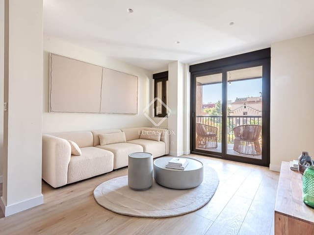 3 bedroom Apartment for sale in Rios Rosas, Madrid city with garage - € 1,650,000 (Ref: 9293851)