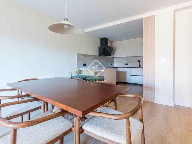 3 bedroom Apartment for sale in Rios Rosas, Madrid city with garage - € 1,650,000 (Ref: 9293851)