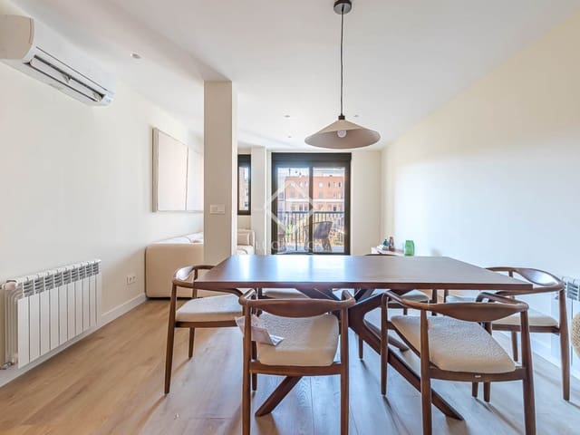 3 bedroom Apartment for sale in Rios Rosas, Madrid city with garage - € 1,650,000 (Ref: 9293851)