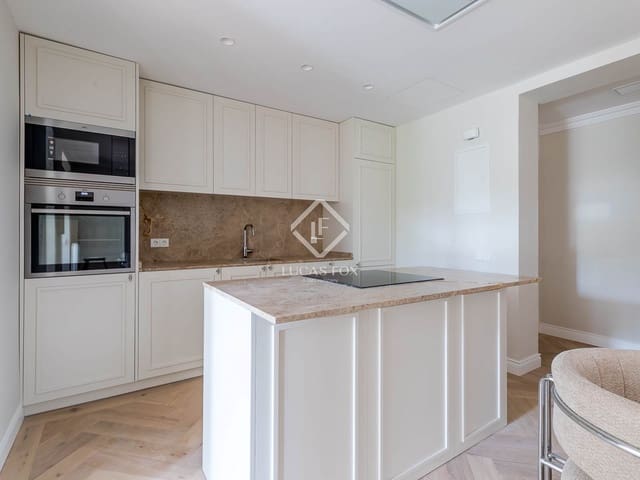 3 slaapkamer Appartement te koop in Madrid stad - € 1.550.000 (Ref: 9293852)