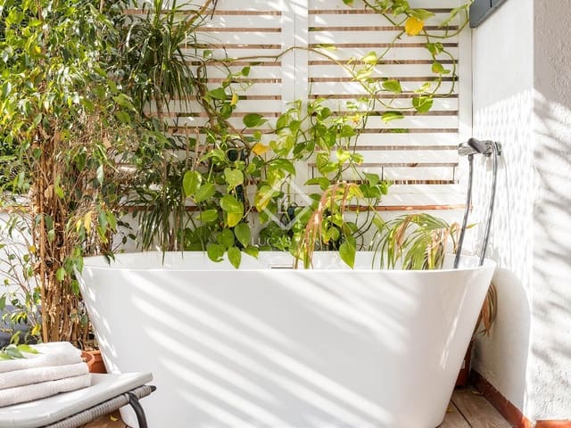 3 slaapkamer Appartement te koop in Barcelona stad - € 1.390.000 (Ref: 9293926)