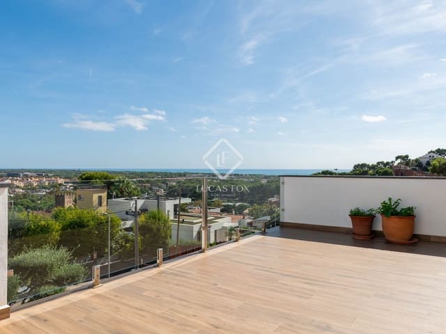 4 soverom Villa til leie i Castelldefels med svømmebasseng garasje - € 5 500 (Ref: 9294114)