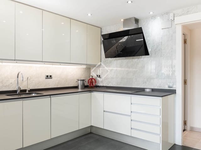 4 soverom Villa til leie i Castelldefels med svømmebasseng garasje - € 5 500 (Ref: 9294114)