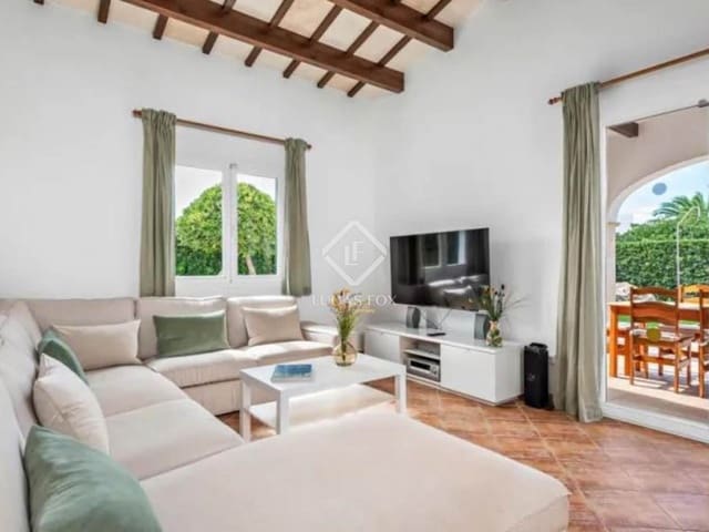 3 chambre Villa/Maison à vendre à Ciutadella de Menorca avec piscine - 720 000 € (Ref: 9294740)