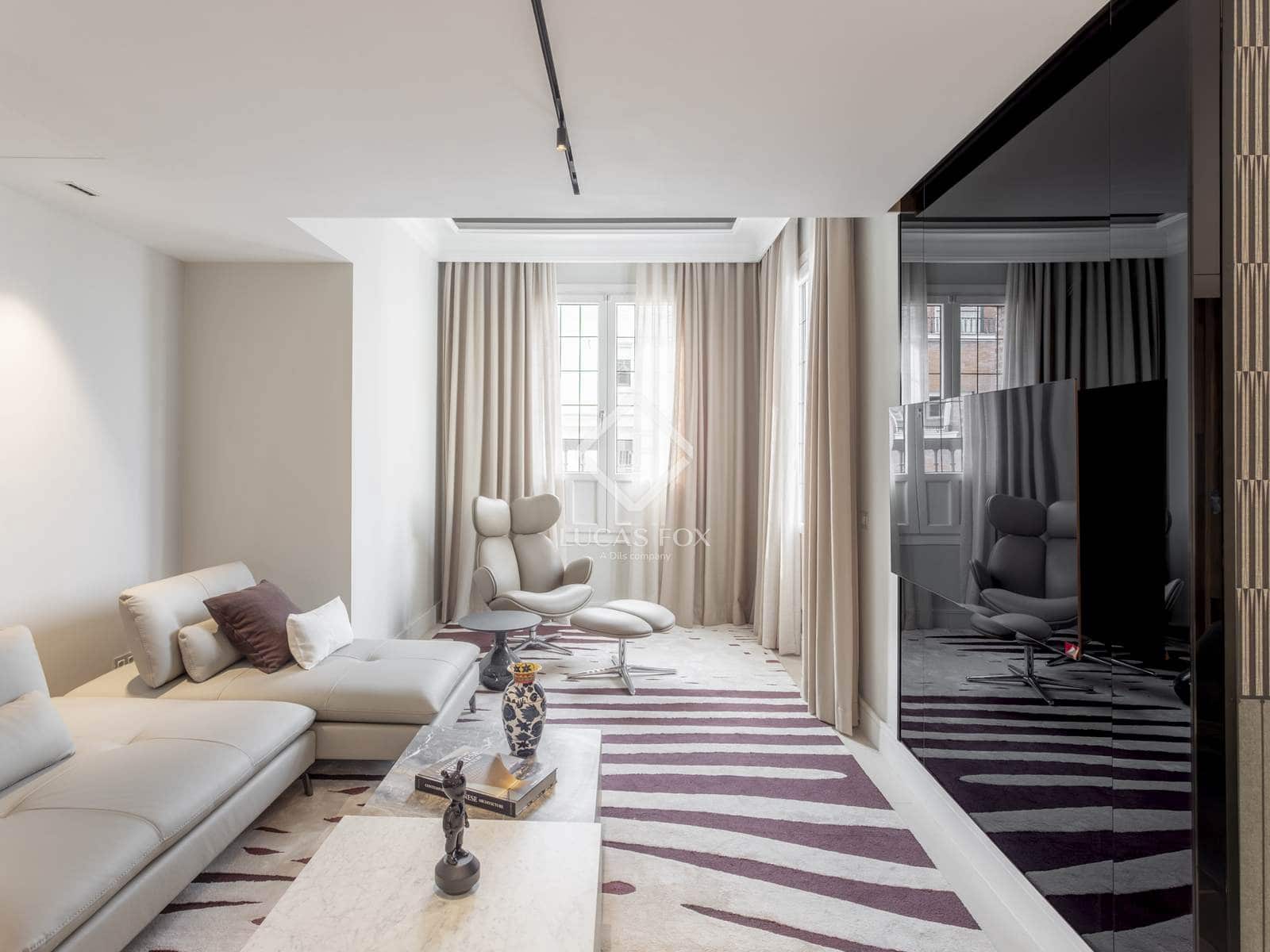 4 bedroom Penthouse for sale in Madrid city with pool garage - € 10,800,000 (Ref: 9295923)