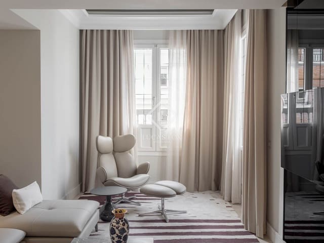 4 bedroom Penthouse for sale in Castellana, Madrid city with pool garage - € 10,800,000 (Ref: 9295923)