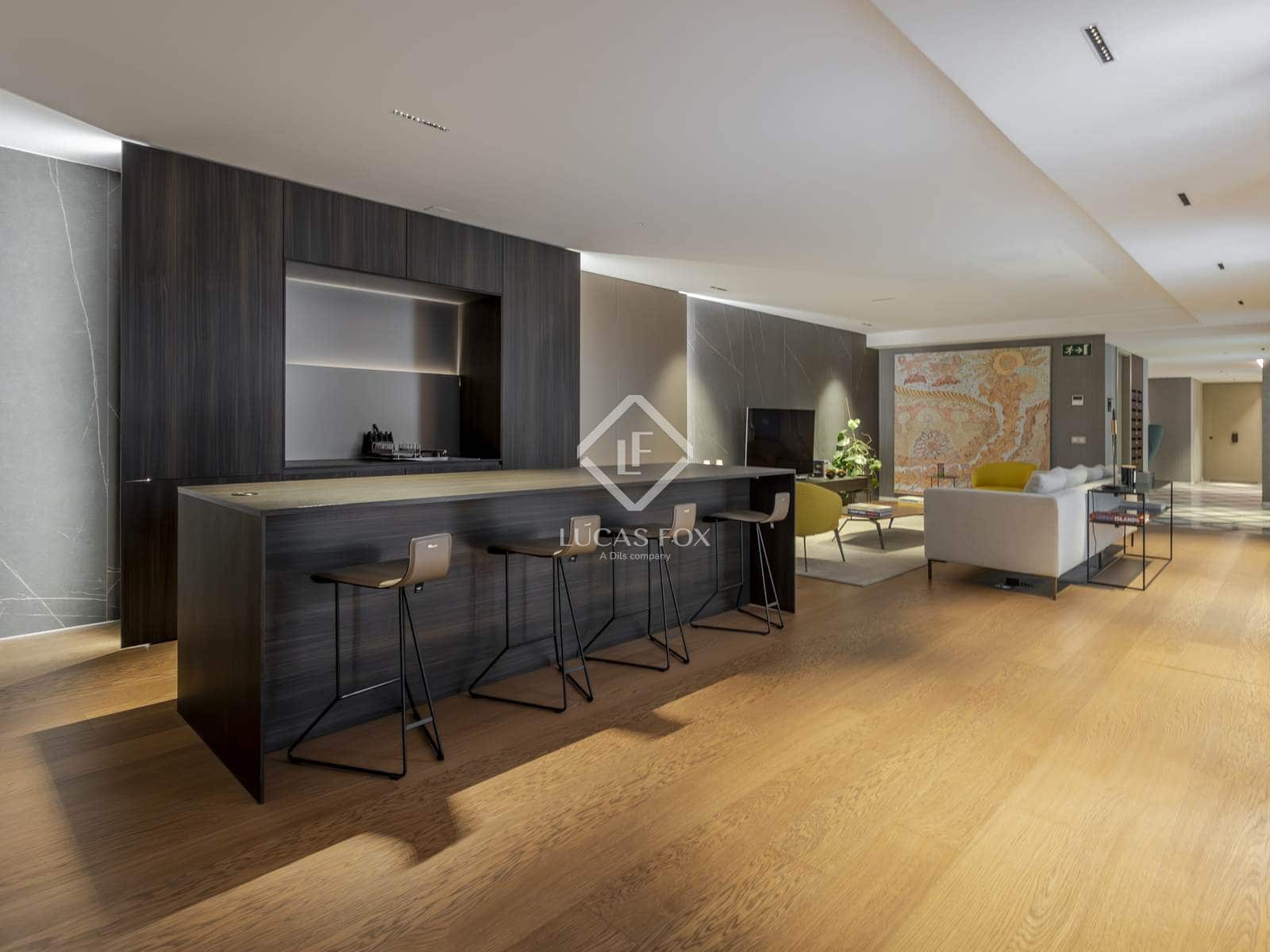 4 bedroom Penthouse for sale in Madrid city with pool garage - € 10,800,000 (Ref: 9295923)