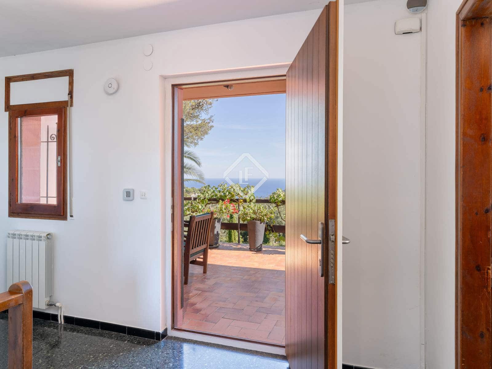 Chalet de 4 habitaciones en Begur en venta con garaje - 1.000.000 € (Ref: 9296233)