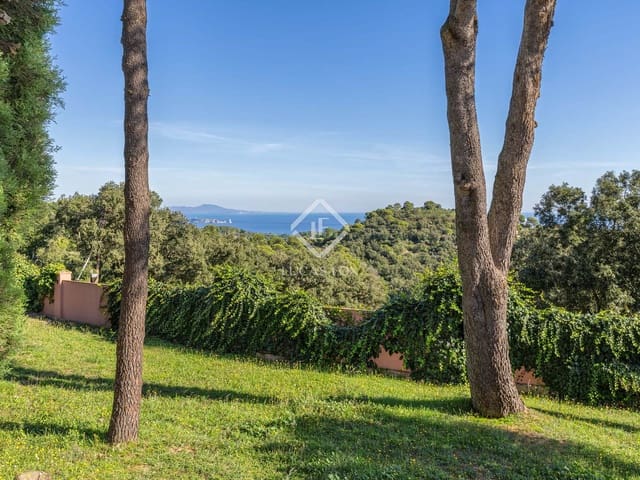 Chalet de 4 habitaciones en Begur en venta con garaje - 1.000.000 € (Ref: 9296233)