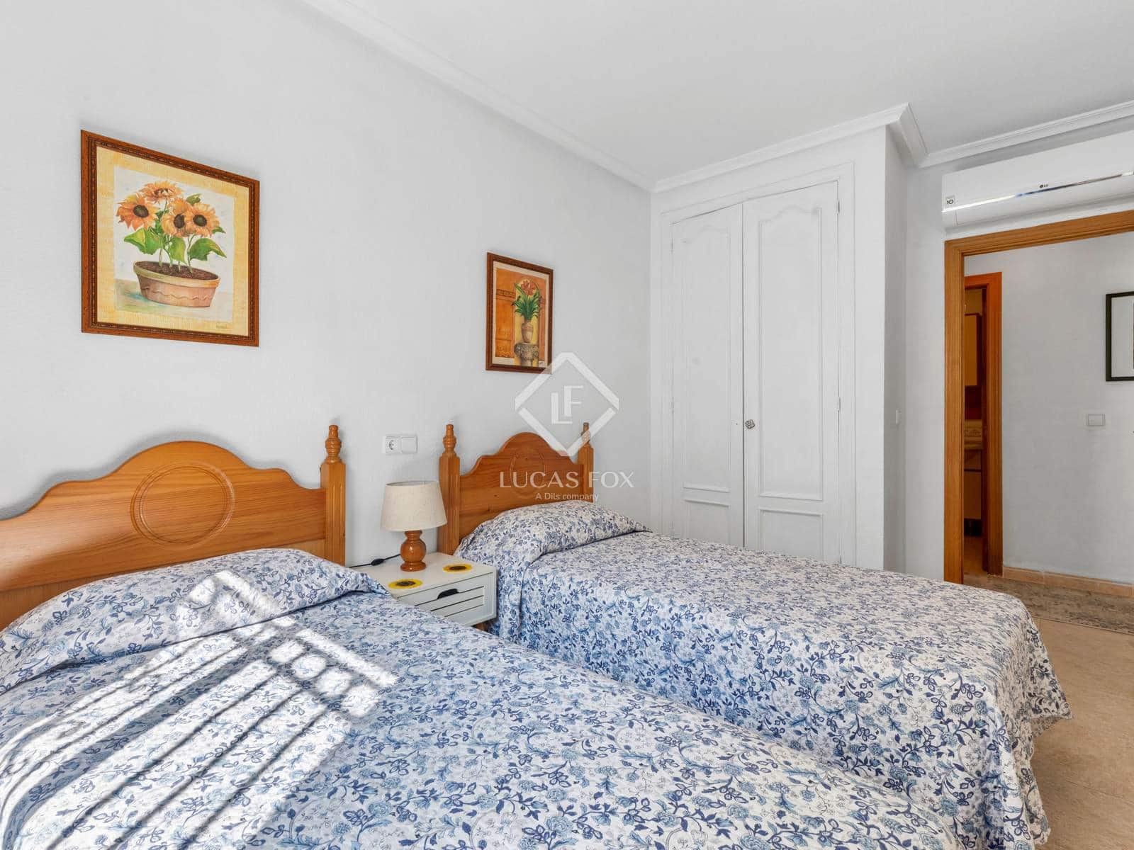 3 makuuhuone Huoneisto myytävänä paikassa Altea mukana uima-altaan 
autotalli - 280 000 € (Ref: 9297092)