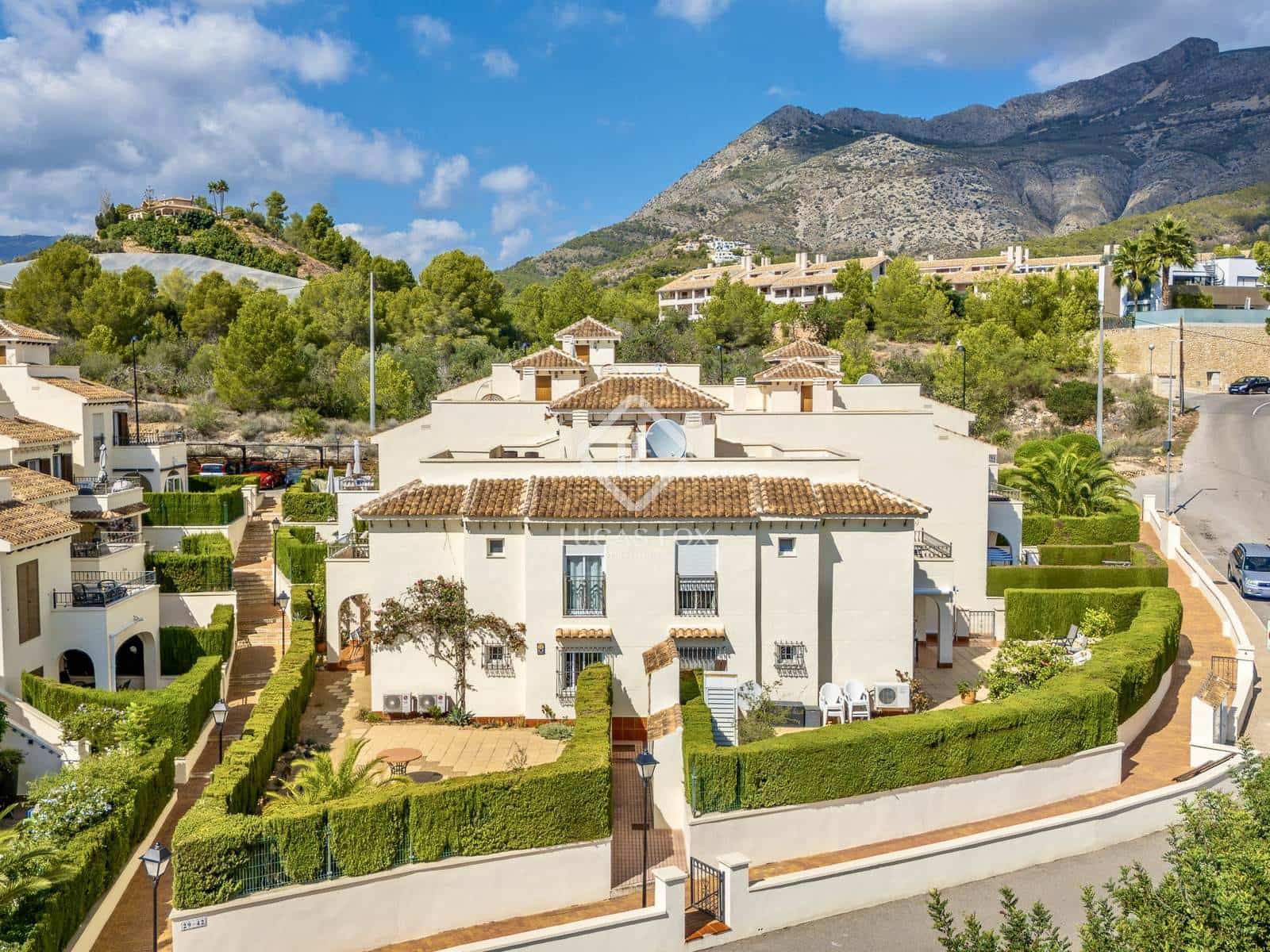 3 makuuhuone Huoneisto myytävänä paikassa Altea mukana uima-altaan 
autotalli - 280 000 € (Ref: 9297092)