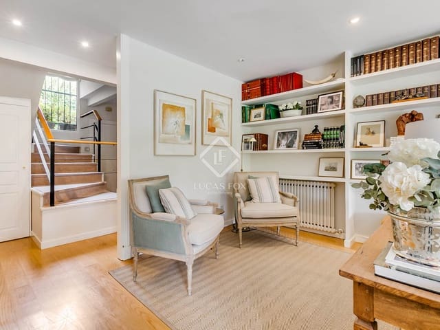 5 Zimmer Villa zu verkaufen in Madrid Stadt mit Pool - 1.780.000 € (Ref: 9297096)