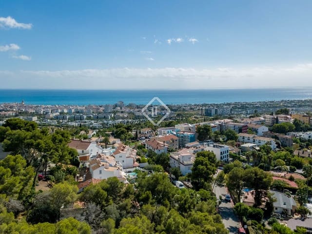 4 bedroom Villa for sale in Sitges with pool garage - € 1,150,000 (Ref: 9297748)