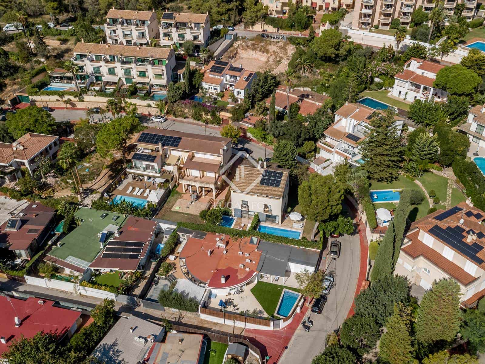 4 soveværelse Villa til salg i Sitges med swimmingpool garage - € 1.150.000 (Ref: 9297748)