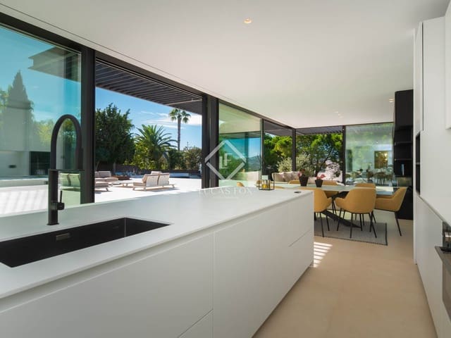 4 soveværelse Villa til salg i Ibiza by med swimmingpool garage - € 5.600.000 (Ref: 9297855)