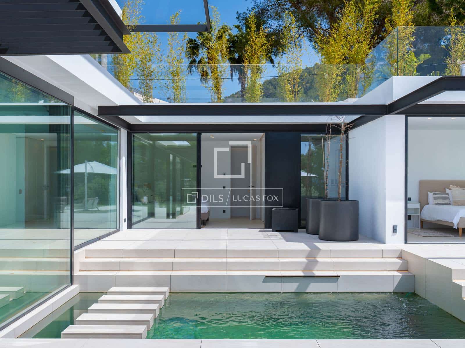 4 bedroom Villa for sale in Ibiza / Eivissa town with pool garage - € 5,600,000 (Ref: 9297855)