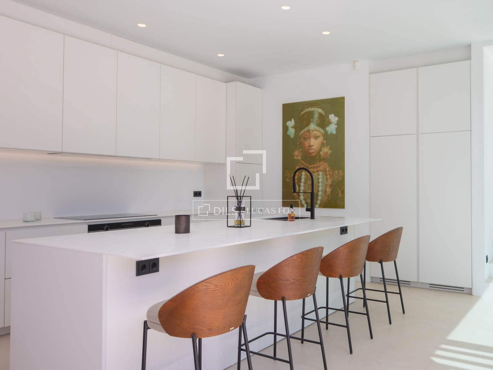 4 bedroom Villa for sale in Ibiza / Eivissa town with pool garage - € 5,600,000 (Ref: 9297855)