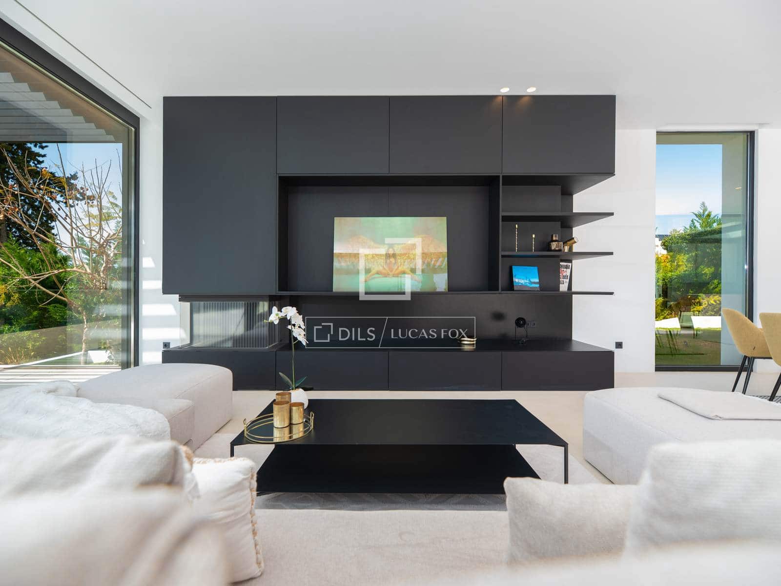 4 bedroom Villa for sale in Ibiza / Eivissa town with pool garage - € 5,600,000 (Ref: 9297855)