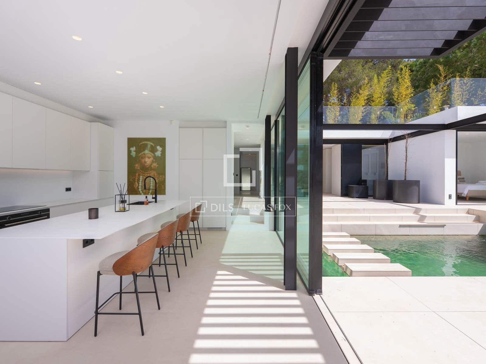 4 bedroom Villa for sale in Ibiza / Eivissa town with pool garage - € 5,600,000 (Ref: 9297855)