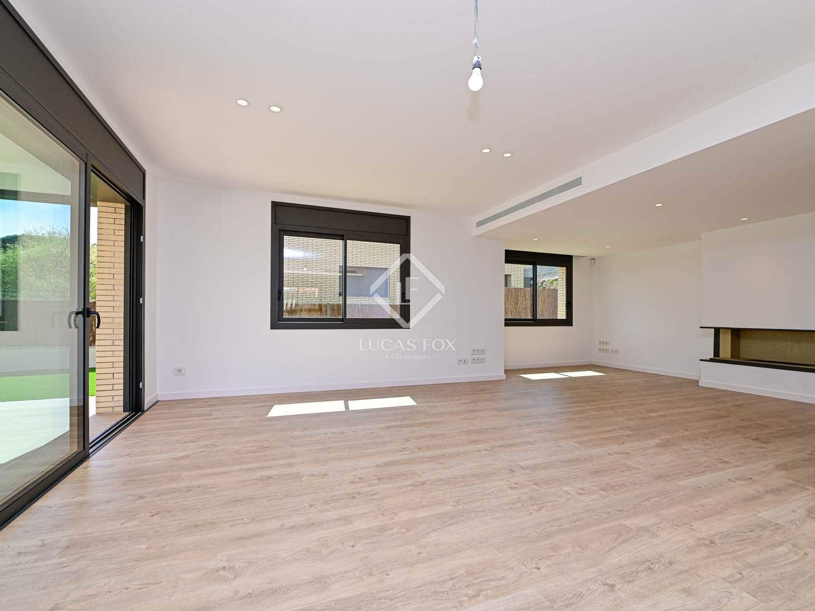 3 chambre Villa/Maison à vendre à S'Agaro avec piscine garage - 1 525 000 € (Ref: 9297856)