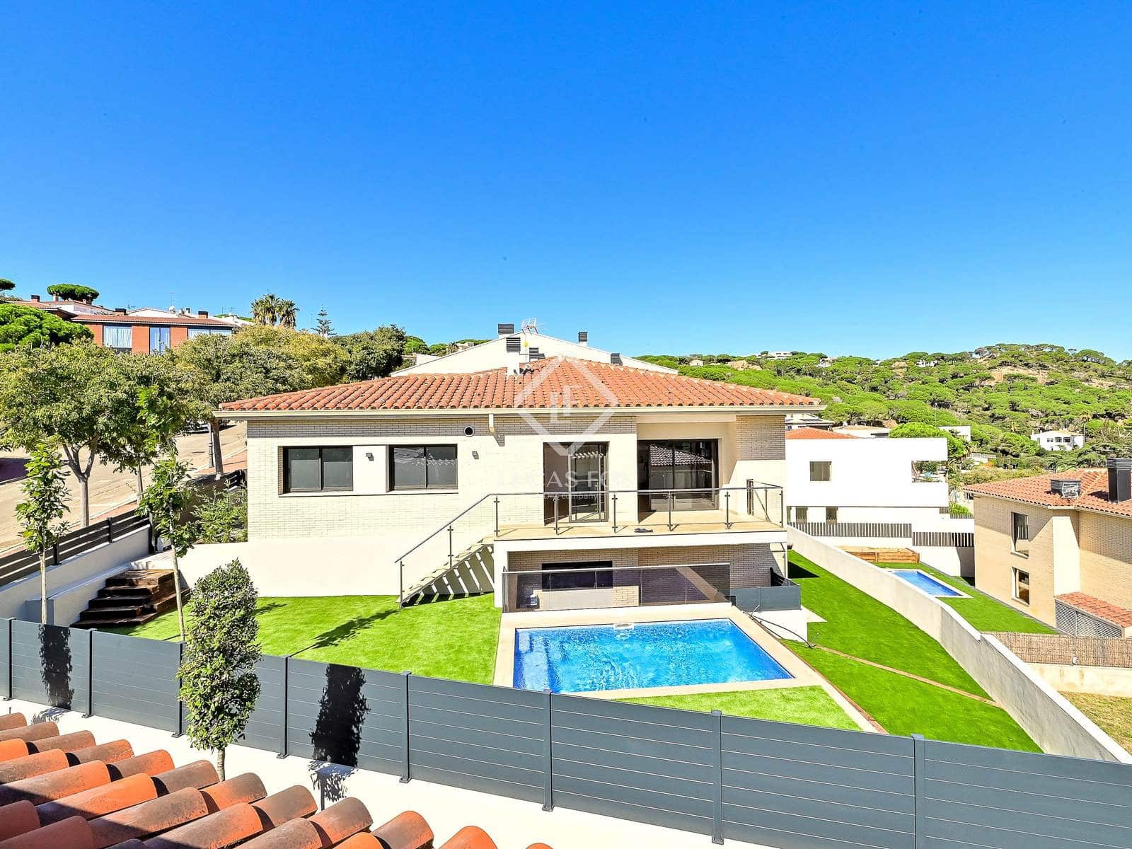 3 chambre Villa/Maison à vendre à S'Agaro avec piscine garage - 1 525 000 € (Ref: 9297856)