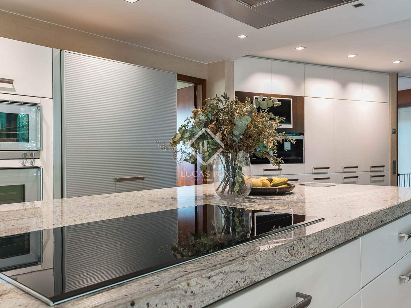 7 soveværelse Villa til salg i Barcelona by med swimmingpool garage - € 4.600.000 (Ref: 9298786)