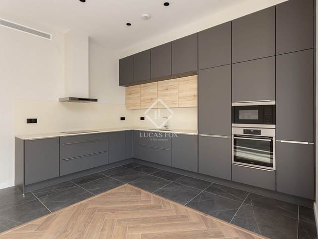 3 makuuhuone Huoneisto myytävänä paikassa Barcelona kaupunki - 1 180 000 € (Ref: 9298965)