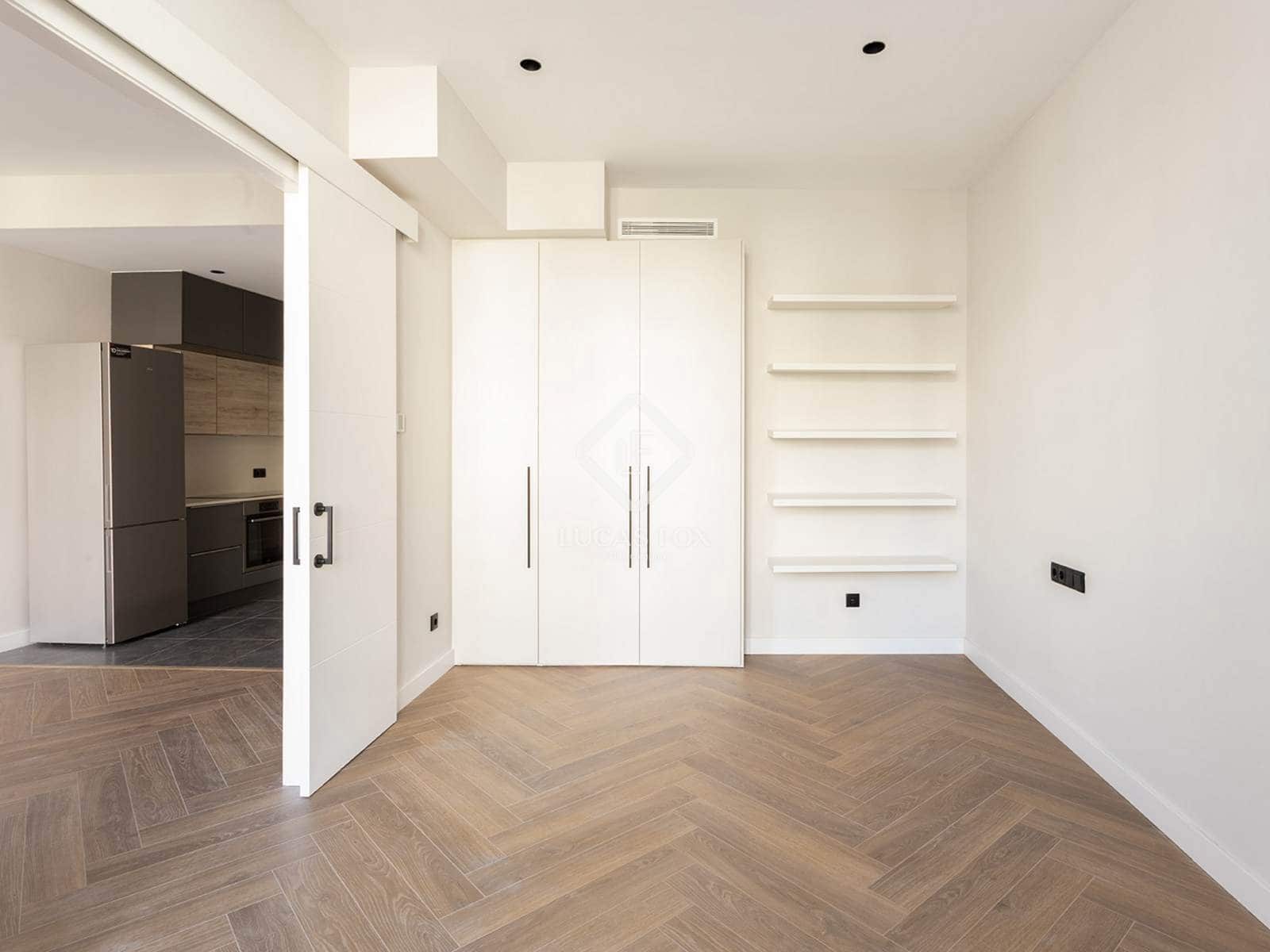 2 slaapkamer Appartement te koop in Barcelona stad - € 680.000 (Ref: 9298967)