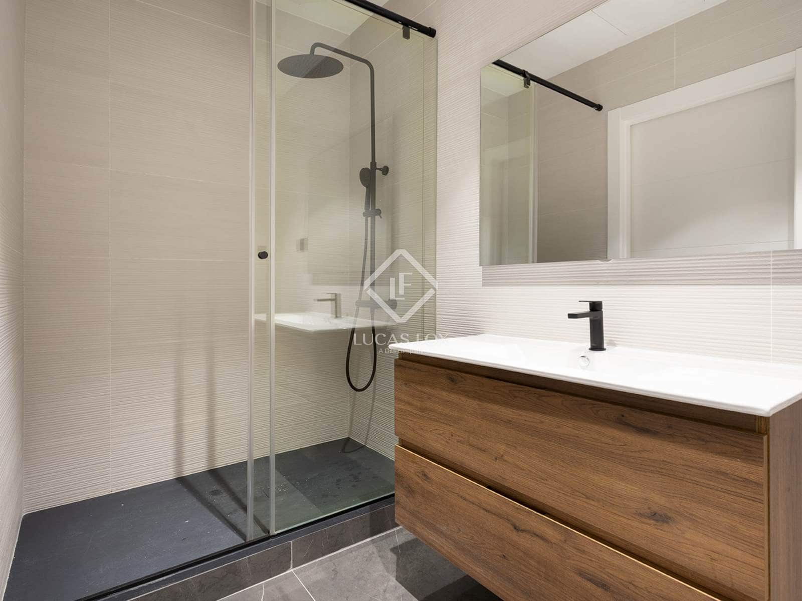 2 slaapkamer Appartement te koop in Barcelona stad - € 680.000 (Ref: 9298967)