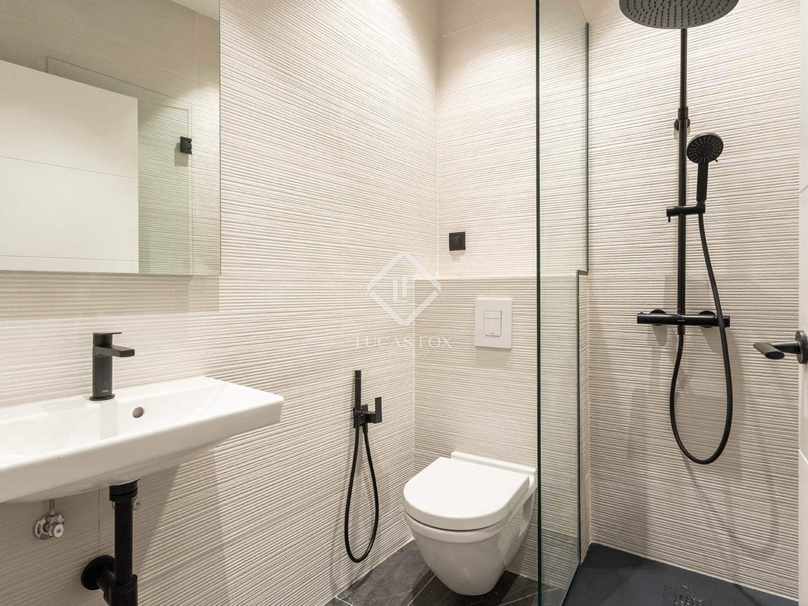 2 slaapkamer Appartement te koop in Barcelona stad - € 680.000 (Ref: 9298967)