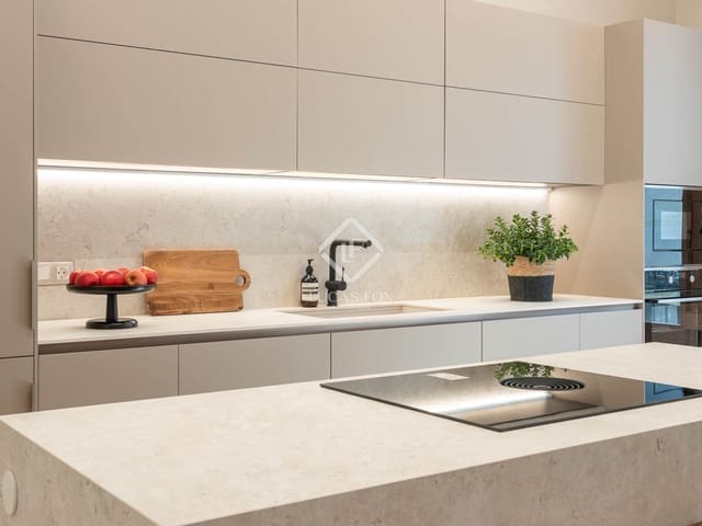 3 soveværelse Lejlighed til leje i Barcelona by - € 5.200 (Ref: 9298969)