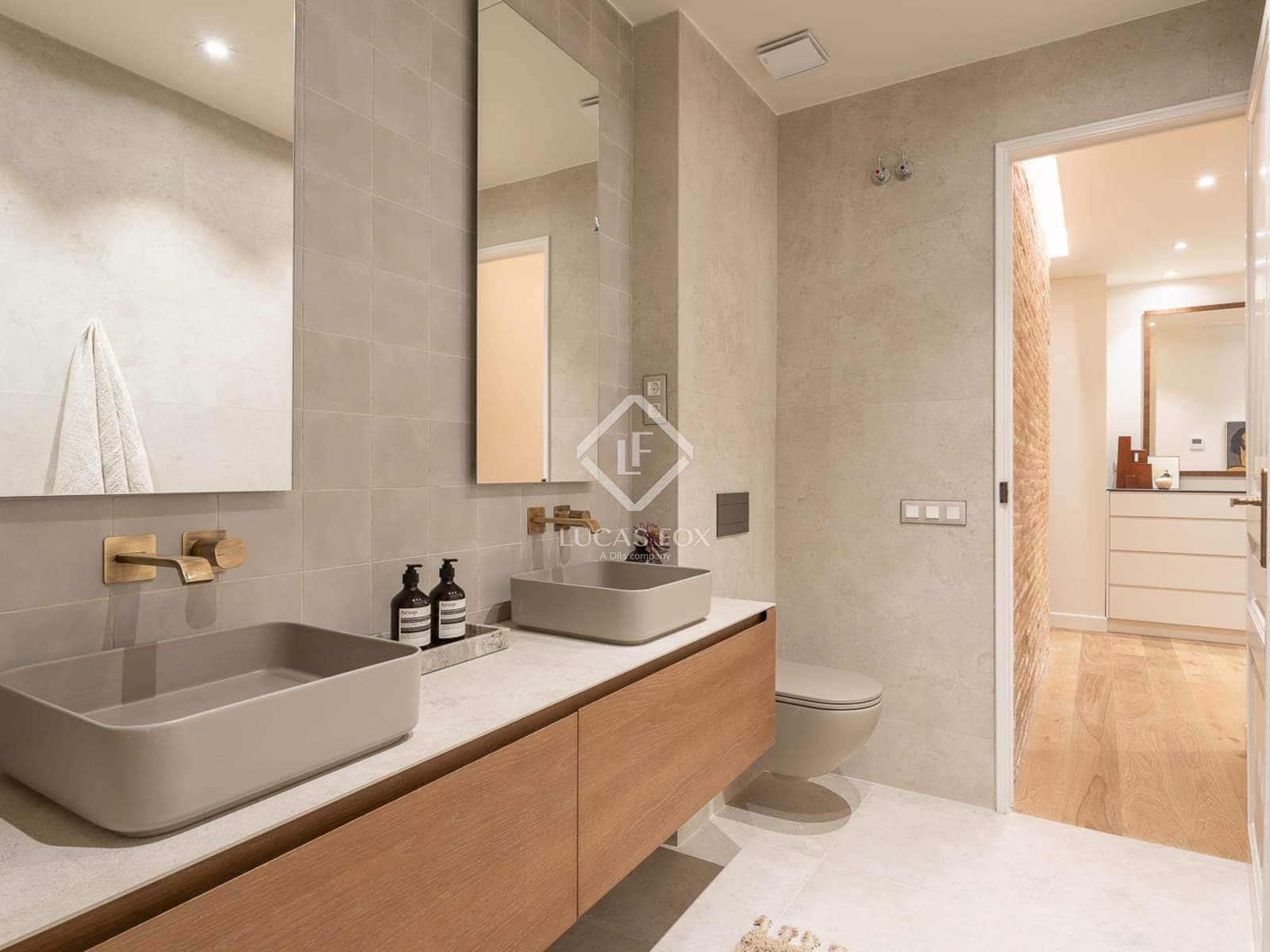 3 soveværelse Lejlighed til leje i Barcelona by - € 5.200 (Ref: 9298969)