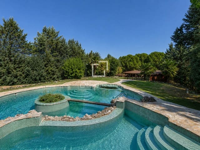 11 soverom Finca/Herregård til salgs i Madrid by med svømmebasseng - € 4 900 000 (Ref: 9298970)
