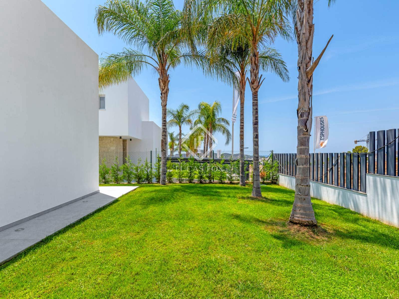 3 bedroom Villa for sale in Finestrat with pool garage - € 695,000 (Ref: 9301952)