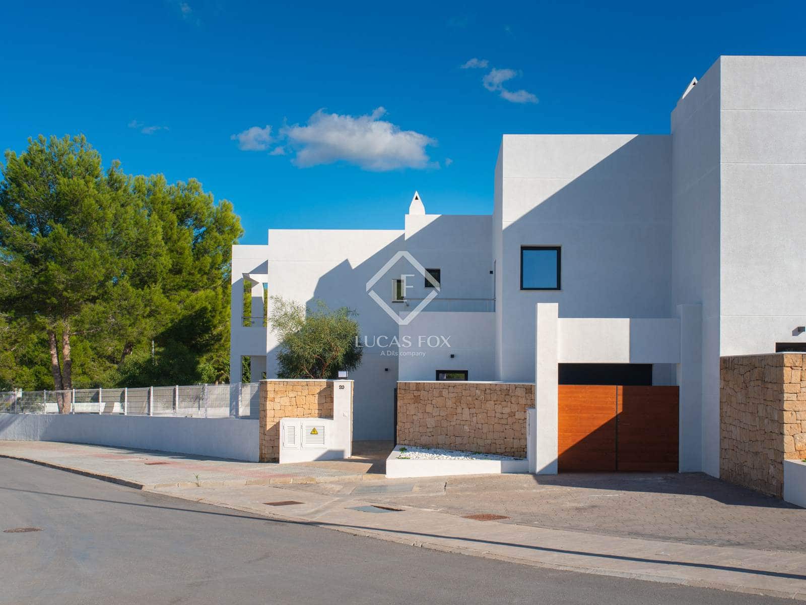 3 slaapkamer Villa te koop in San Jose / Sant Josep de Sa Talaia met zwembad garage - € 1.590.000 (Ref: 9301954)