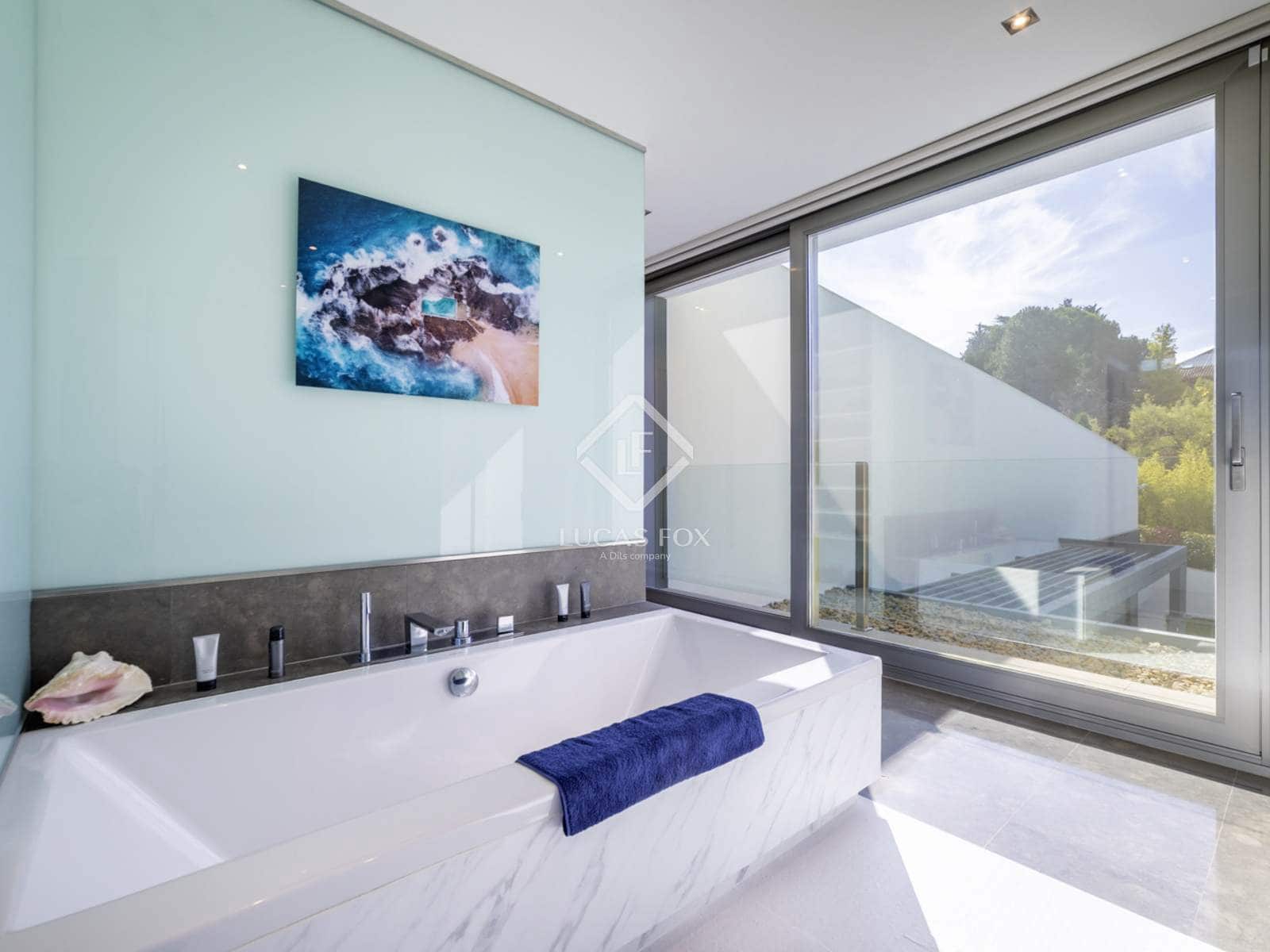 6 bedroom Villa for sale in Boadilla del Monte with pool garage - € 2,980,000 (Ref: 9302810)