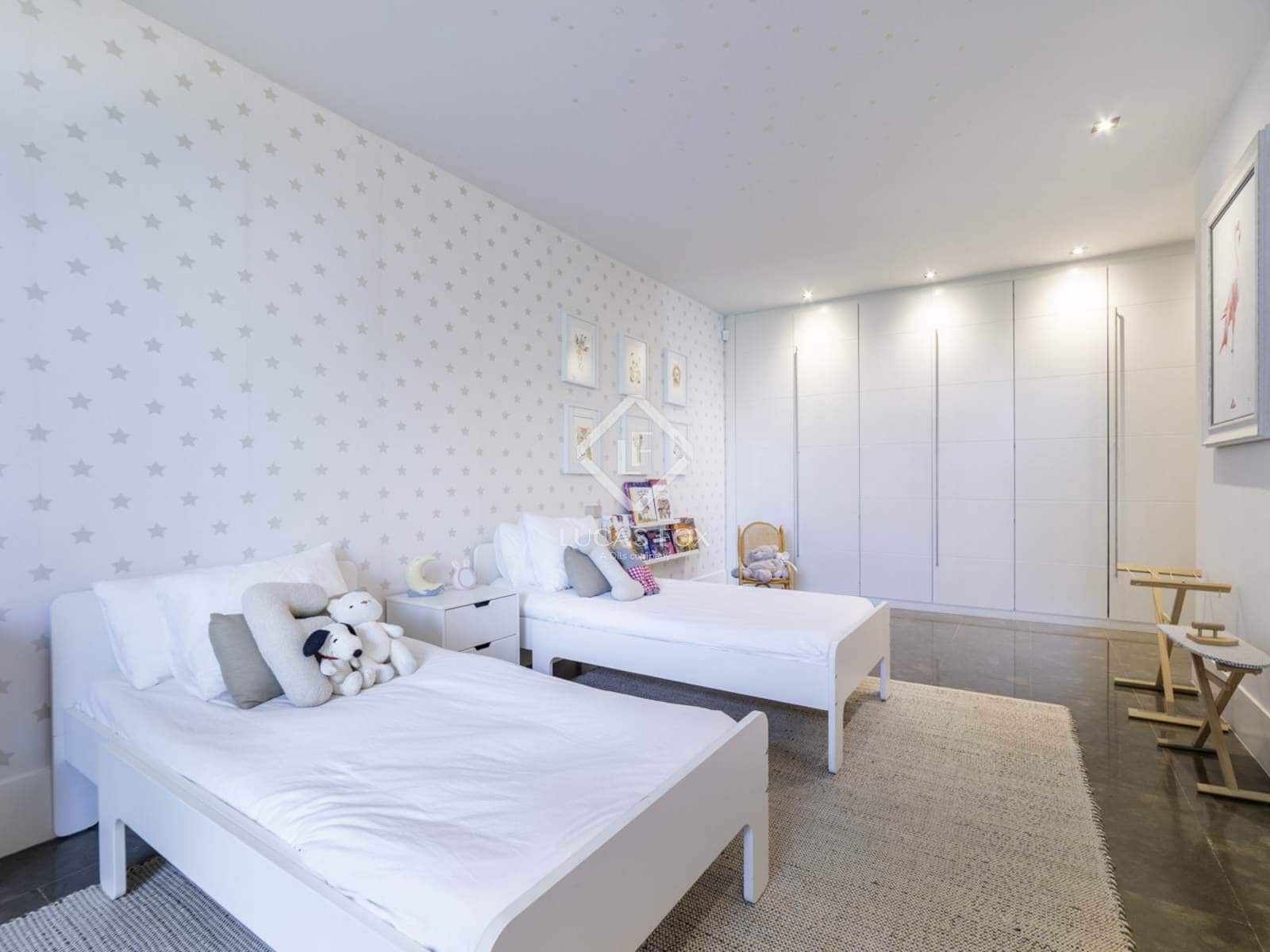 6 bedroom Villa for sale in Boadilla del Monte with pool garage - € 2,980,000 (Ref: 9302810)