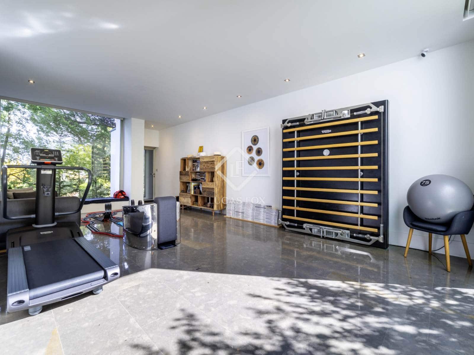 6 bedroom Villa for sale in Boadilla del Monte with pool garage - € 2,980,000 (Ref: 9302810)