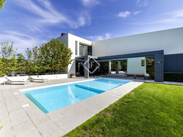 6 bedroom Villa for sale in Boadilla del Monte with pool garage - € 2,980,000 (Ref: 9302810)