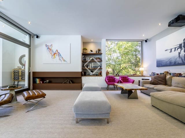 6 bedroom Villa for sale in Boadilla del Monte with pool garage - € 2,980,000 (Ref: 9302810)