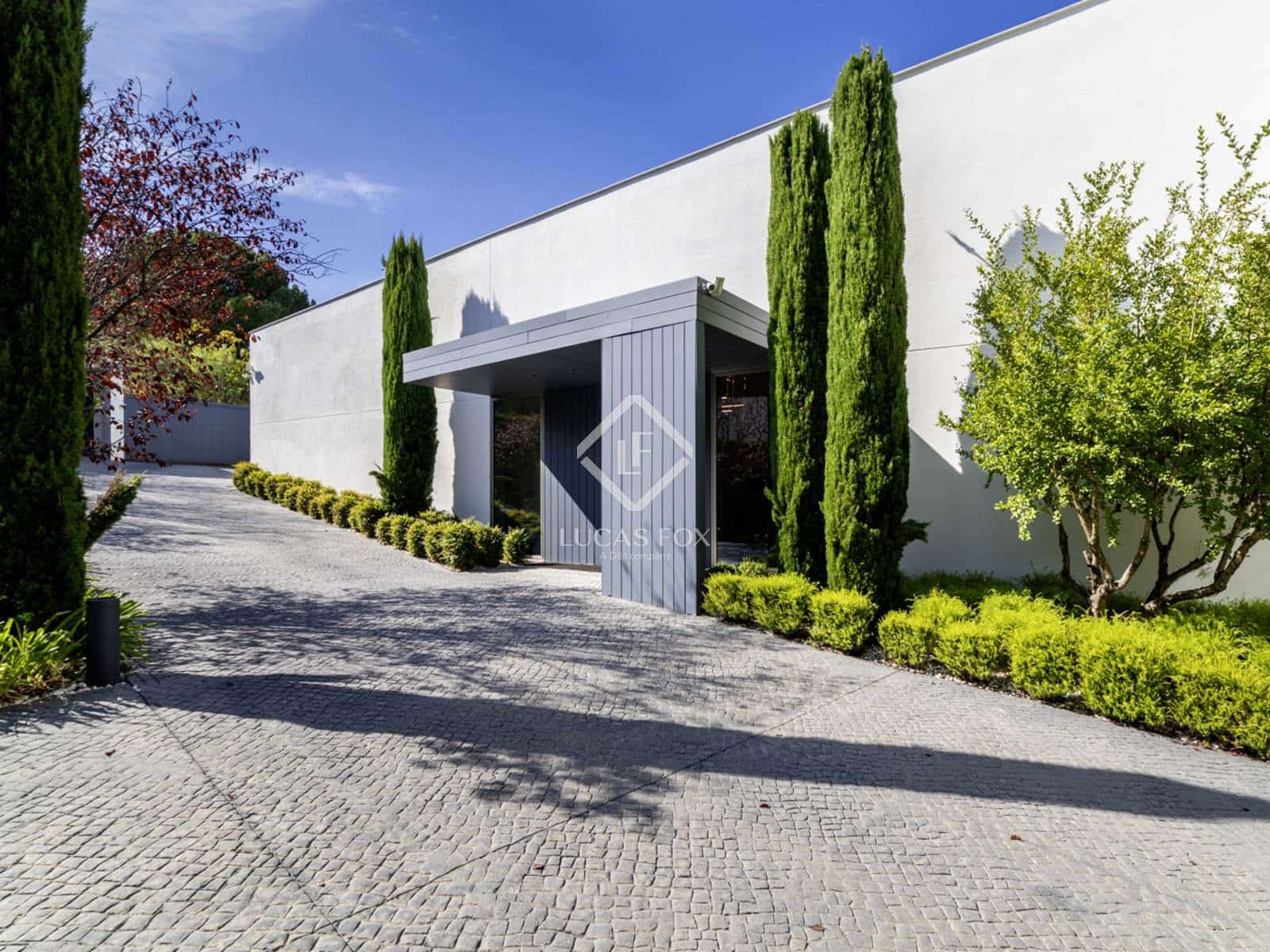 6 bedroom Villa for sale in Boadilla del Monte with pool garage - € 2,980,000 (Ref: 9302810)