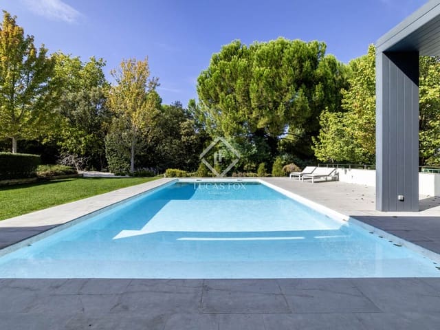 6 bedroom Villa for sale in Boadilla del Monte with pool garage - € 2,980,000 (Ref: 9302810)