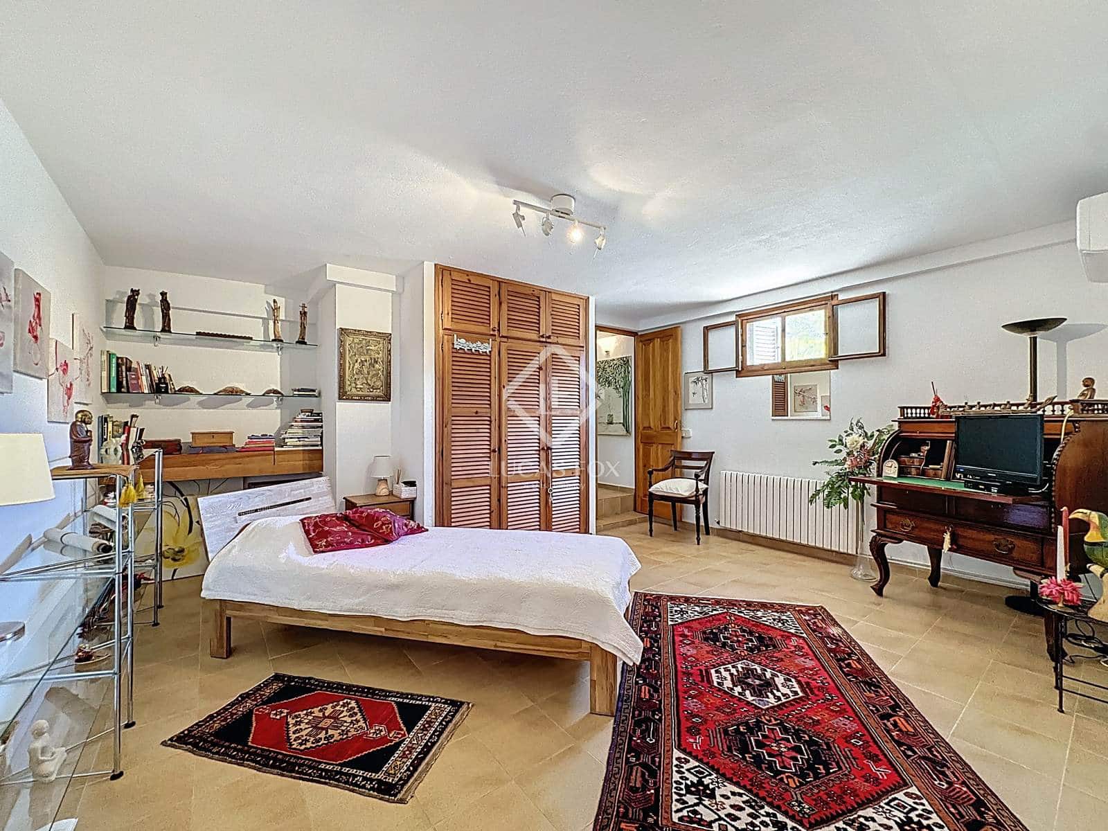 4 slaapkamer Villa te koop in San Luis / Sant Lluis met zwembad garage - € 1.510.000 (Ref: 9306410)