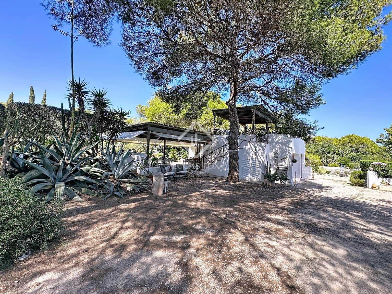 4 slaapkamer Villa te koop in San Luis / Sant Lluis met zwembad garage - € 1.510.000 (Ref: 9306410)