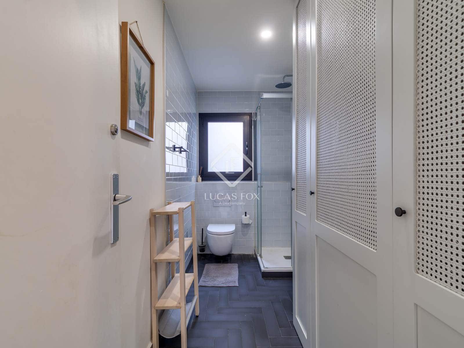 4 soverom Leilighet til leie i Barcelona by - € 4 400 (Ref: 9306756)