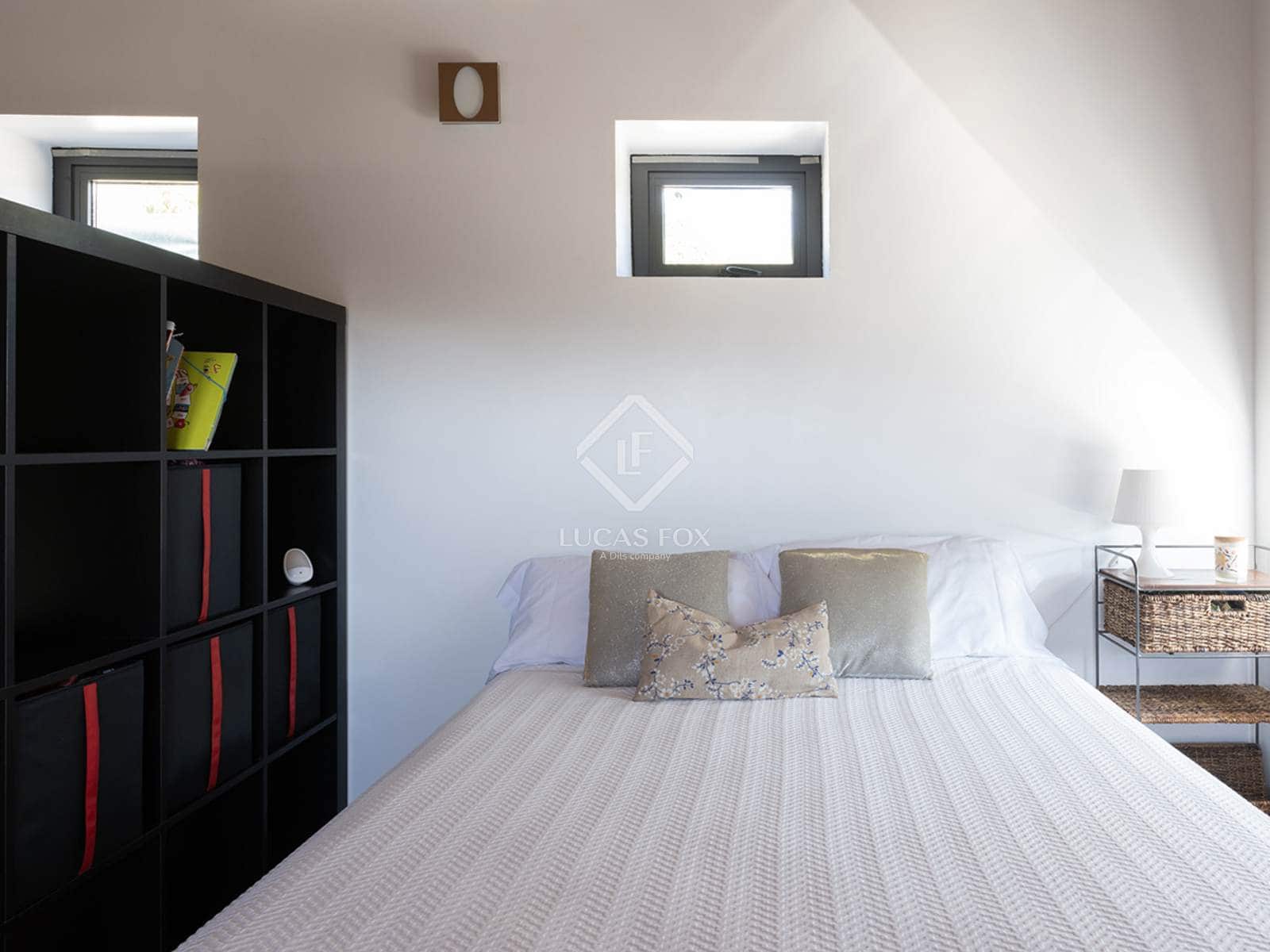 3 sypialnia Willa na sprzedaż w Leiro z basenem garażem - 285 000 € (Ref: 9306757)