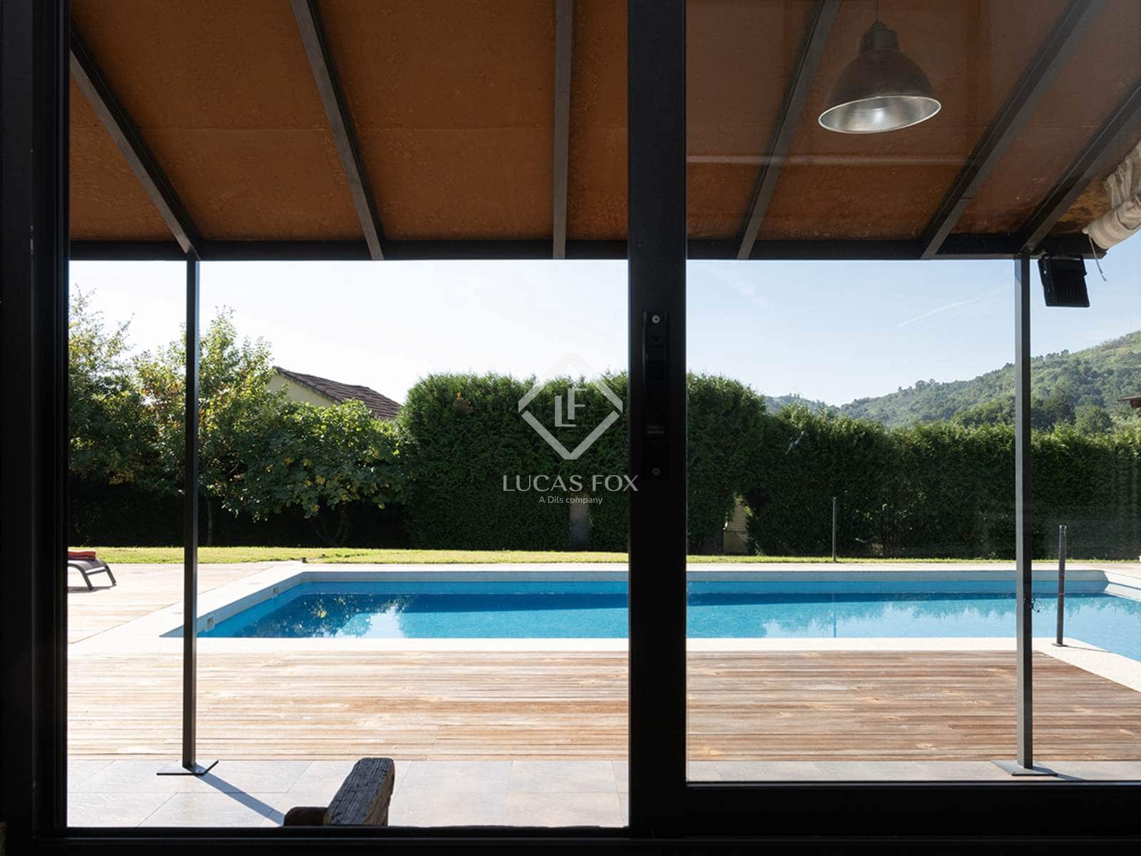 3 sypialnia Willa na sprzedaż w Leiro z basenem garażem - 285 000 € (Ref: 9306757)