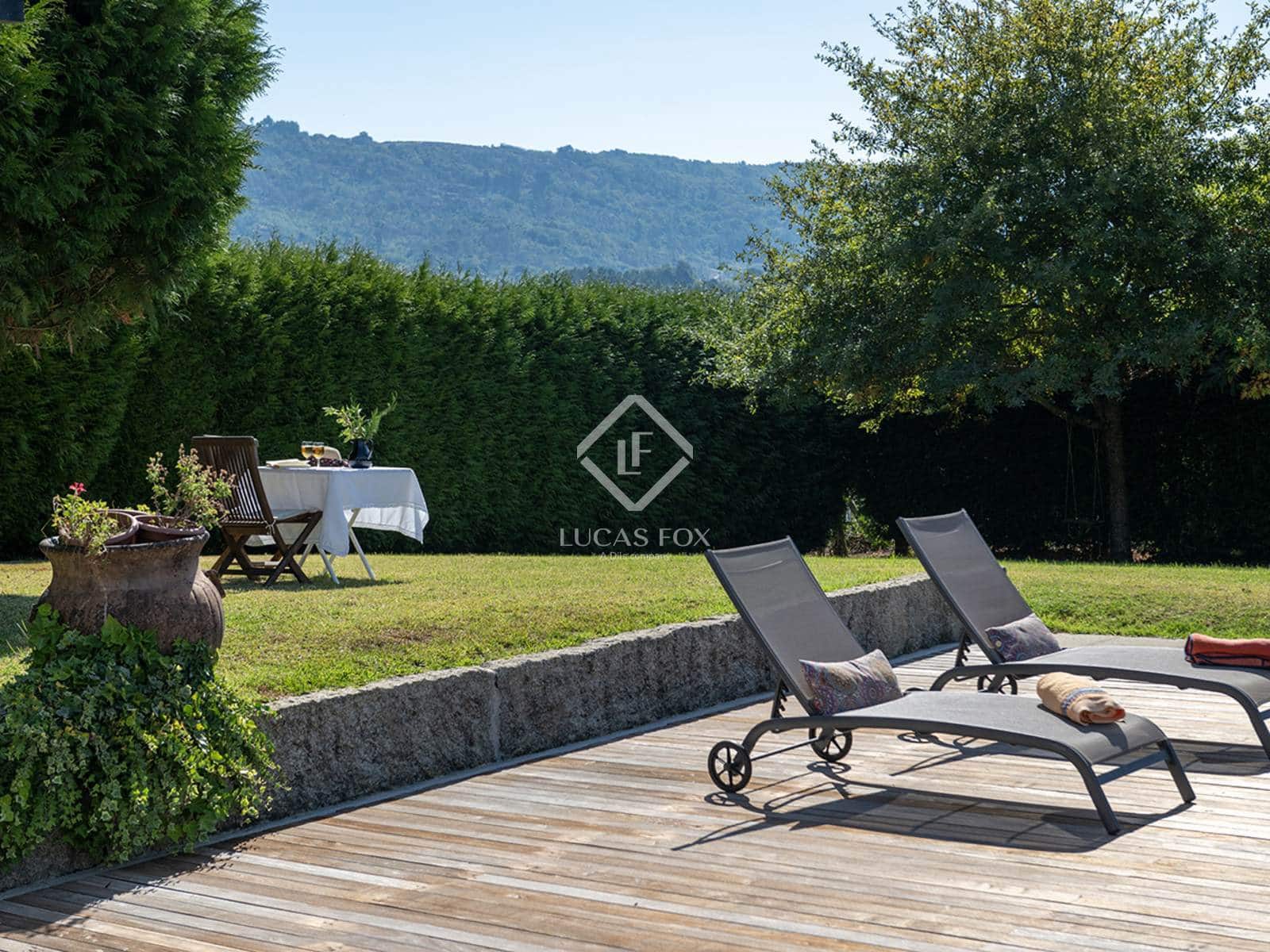 3 sypialnia Willa na sprzedaż w Leiro z basenem garażem - 285 000 € (Ref: 9306757)